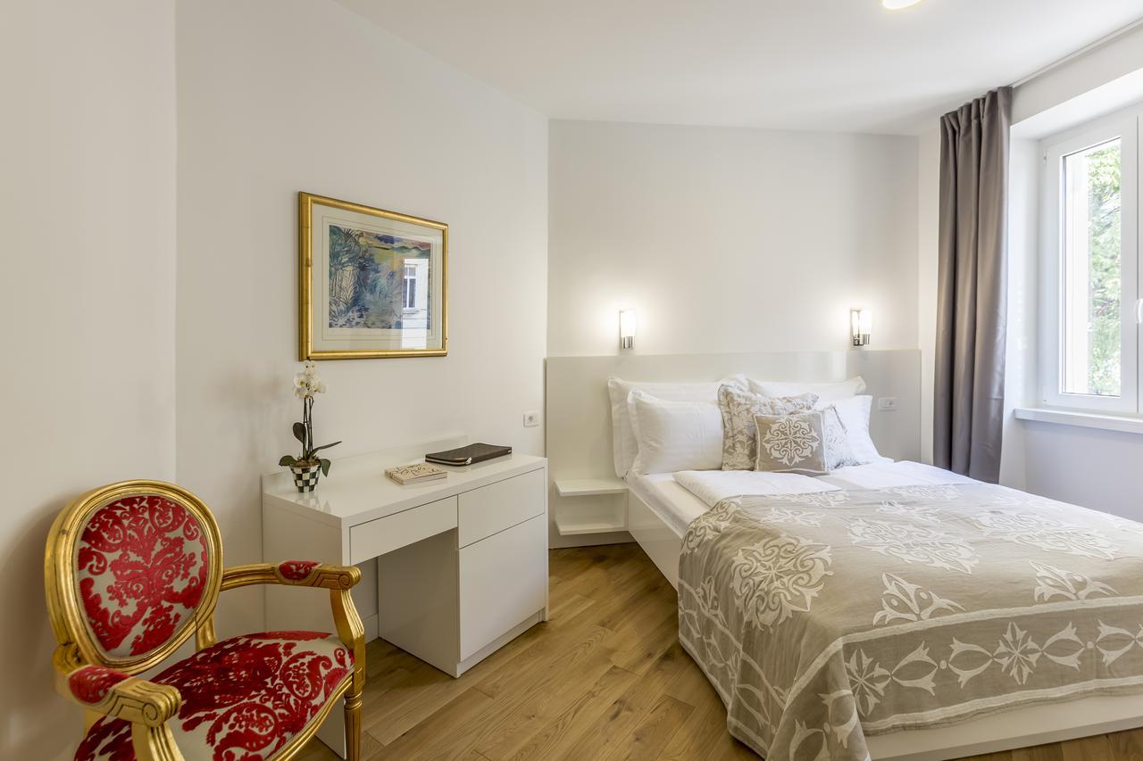 Centro Di Centri Due Otel Split Dış mekan fotoğraf
