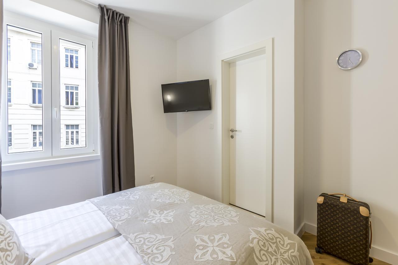 Centro Di Centri Due Otel Split Dış mekan fotoğraf
